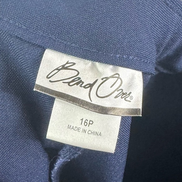 Bend Over Petite Navy Blue Crop Pull On Dress Pants 16P - Picture 4 of 4